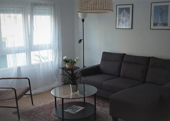 La Casita Blanca