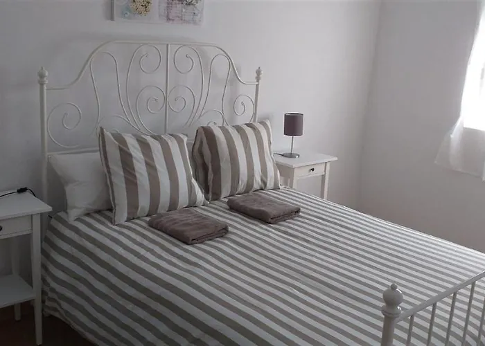 La Casita Blanca